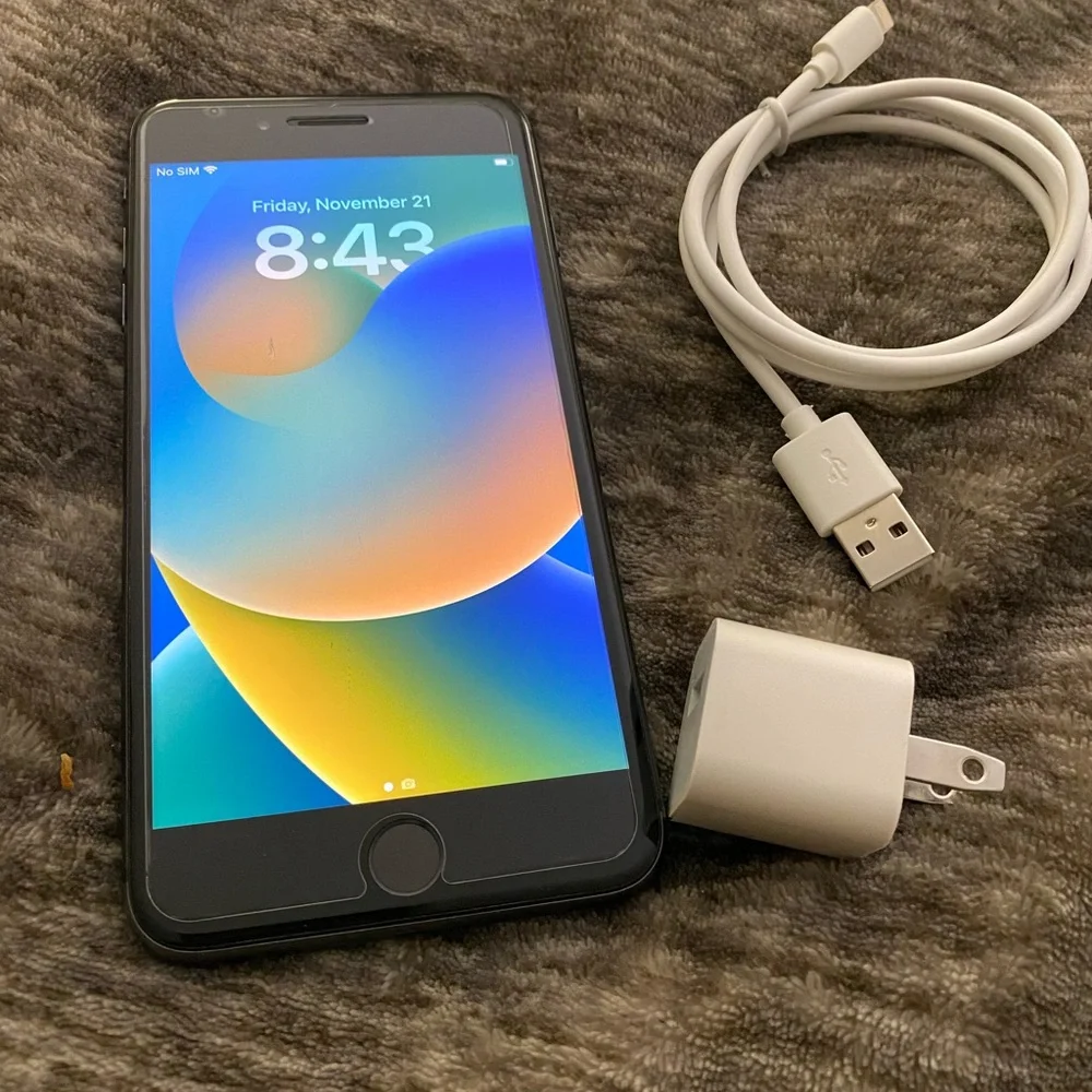 Apple iPhone 8 Plus 64GB unlocked